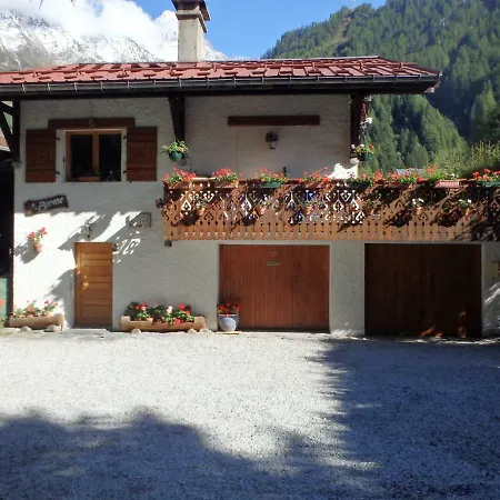 Chalets Pyrene Mont-Blanc Chamonix Buitenkant foto